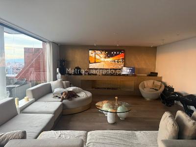Apartamento de 4 alcobas en venta en Chapinero Alto, Bogotá, 371 m² · foto 9 de 18