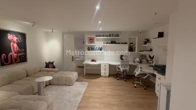 Apartamento de 4 alcobas en venta en Chapinero Alto, Bogotá, 371 m² · foto 16 de 18