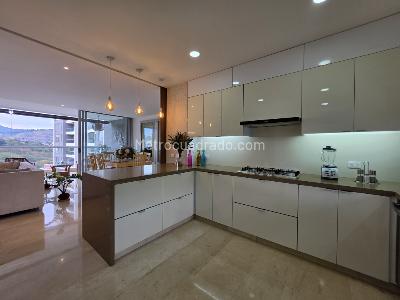 Apartamento de 3 alcobas en venta en Santa Teresita, Cali, 204 m² · foto 11 de 20