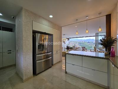 Apartamento de 3 alcobas en venta en Santa Teresita, Cali, 204 m² · foto 9 de 20