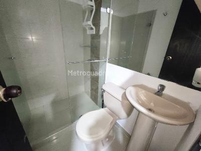Apartamento de 1 alcoba en venta en La Flora, Cali, 35 m² · foto 8 de 9