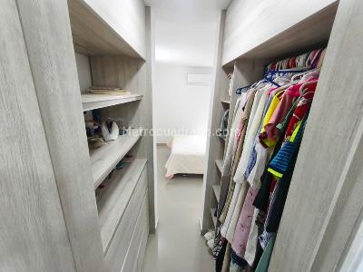 Apartaestudio en venta en La Flora, Cali, 33 m² · foto 8 de 14