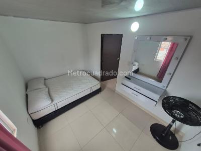 Casa de 3 alcobas en arriendo en Villa Del Prado, Cali, 180 m² · foto 12 de 20