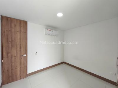 Apartamento de 3 alcobas en venta en Ciudad Jardin, Cali, 147 m² · foto 16 de 20