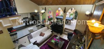 Casa de 1 alcoba en venta en Santa Margarita, Bogotá, 505 m² · foto 3 de 20