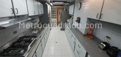 Casa de 4 alcobas en venta en Nicolas De Federman, Bogotá, 237 m² · foto 11 de 19