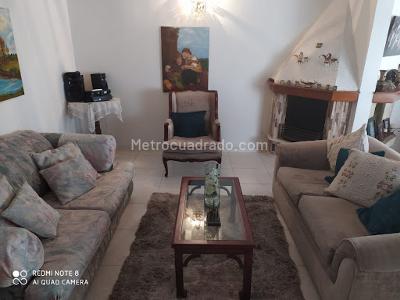 Casa de 5 alcobas en venta en Mandalay I Sector, Bogotá, 249 m² · foto 13 de 20