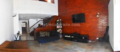 Casa de 4 alcobas en venta en Cedro Golf, Bogotá, 214 m² · foto 6 de 20
