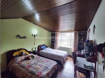 Casa de 5 alcobas en venta en Jose Joaquin Vargas, Bogotá, 225 m² · foto 8 de 20