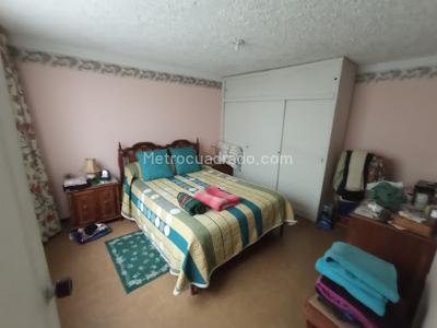Casa de 5 alcobas en venta en Trinidad Galan, Bogotá, 253 m² · foto 5 de 20