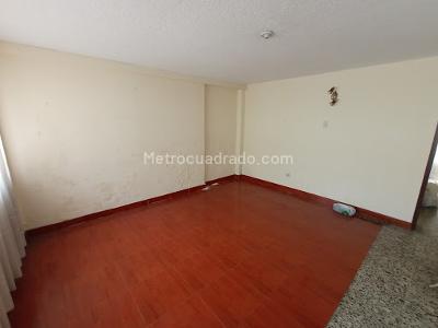 Casa de 5 alcobas en venta en Trinidad Galan, Bogotá, 253 m² · foto 6 de 20