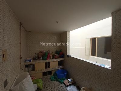 Casa de 5 alcobas en venta en Trinidad Galan, Bogotá, 253 m² · foto 7 de 20