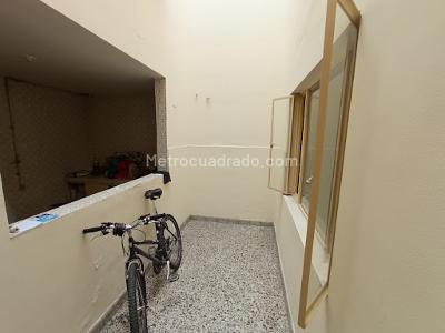 Casa de 5 alcobas en venta en Trinidad Galan, Bogotá, 253 m² · foto 8 de 20