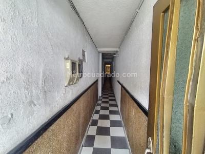 Casa en venta en Las Ferias, Bogotá · foto 2 de 20
