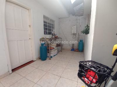 Casa de 5 alcobas en venta en La Soledad Norte, Bogotá, 254 m² · foto 8 de 20