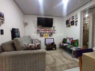 Casa de 5 alcobas en venta en Campin, Bogotá, 345 m² · foto 13 de 20