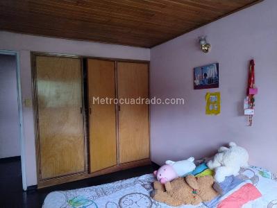 Casa en venta en Ciudad Montes, Bogotá · foto 2 de 18