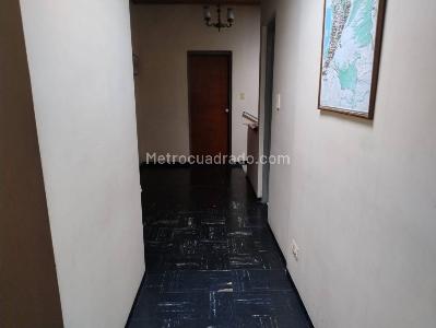 Casa en venta en Ciudad Montes, Bogotá · foto 3 de 18