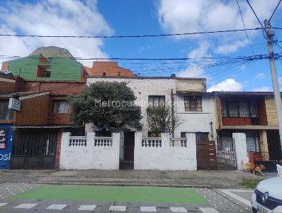 Casa de 5 alcobas en venta en Alfonso Lopez, Bogotá, 330 m² · foto 2 de 11