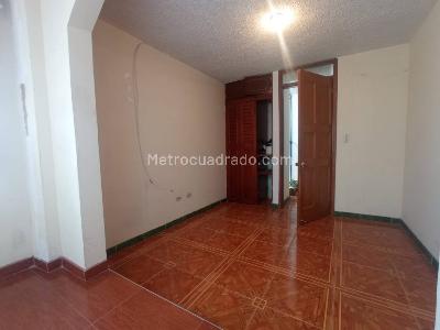Casa en venta en San Jose De Fontibon, Bogotá · foto 14 de 20