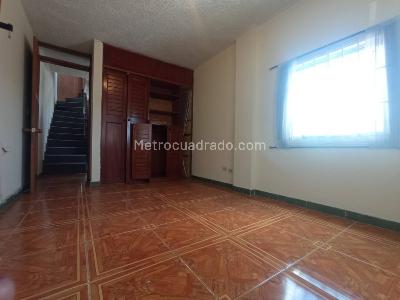 Casa en venta en San Jose De Fontibon, Bogotá · foto 9 de 20
