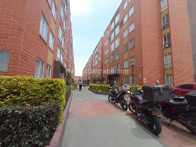 Apartamento en venta en Las Margaritas, Bogotá · foto 3 de 15