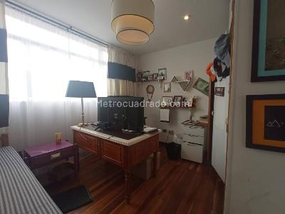 Casa de 5 alcobas en venta en Rafael Uribe, Bogotá, 492 m² · foto 10 de 20