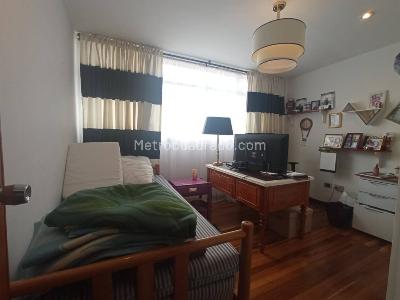 Casa de 5 alcobas en venta en Rafael Uribe, Bogotá, 492 m² · foto 11 de 20