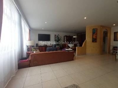 Casa de 5 alcobas en venta en Rafael Uribe, Bogotá, 492 m² · foto 20 de 20