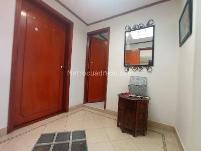 Casa de 5 alcobas en venta en Rafael Uribe, Bogotá, 492 m² · foto 5 de 20