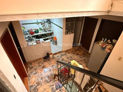 Casa de 5 alcobas en venta en Patio Bonito I, Bogotá, 84 m² · foto 2 de 10