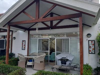 Casa de 4 alcobas en venta en Girardot, Girardot, 147 m² · foto 4 de 17