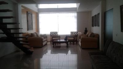 Casa de 5 alcobas en venta en Ciudad Jardin, Cali, 400 m² · foto 2 de 20