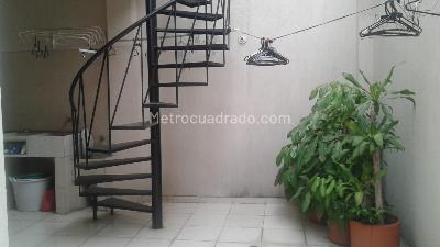 Casa de 5 alcobas en venta en Ciudad Jardin, Cali, 400 m² · foto 4 de 20