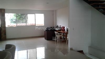 Casa de 5 alcobas en venta en Ciudad Jardin, Cali, 400 m² · foto 5 de 20