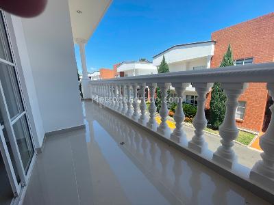Casa de 4 alcobas en venta en Cuidad Jardin, Cali, 243 m² · foto 13 de 20