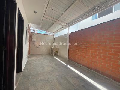 Casa de 4 alcobas en venta en Cuidad Jardin, Cali, 243 m² · foto 7 de 20