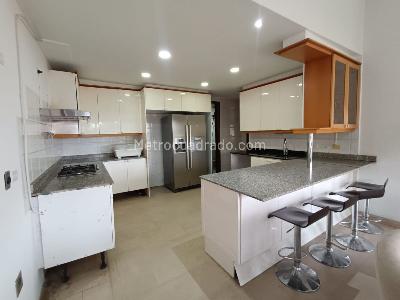 Casa de 5 alcobas en venta en Santa Monica Residencial, Cali, 380 m² · foto 4 de 20