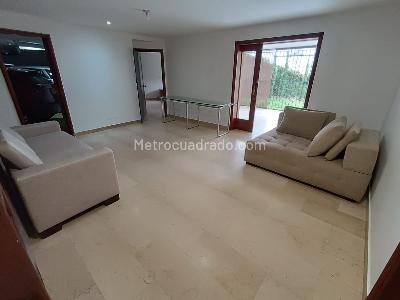 Casa de 5 alcobas en venta en Santa Monica Residencial, Cali, 380 m² · foto 12 de 20