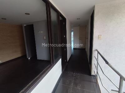 Casa de 4 alcobas en venta en Alfonso Bonilla Aragon, Cali, 374 m² · foto 9 de 20