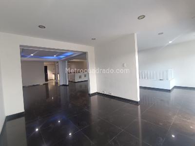 Casa de 4 alcobas en venta en Alfonso Bonilla Aragon, Cali, 374 m² · foto 4 de 20