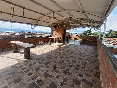Casa de 4 alcobas en venta en Alfonso Bonilla Aragon, Cali, 374 m² · foto 19 de 20