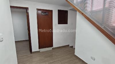 Apartamento en arriendo en La Fragua, Bogotá · foto 3 de 20