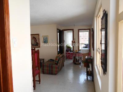 Casa en venta en San Jose Sur, Bogotá · foto 14 de 20