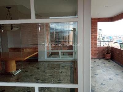 Apartamento de 4 alcobas en venta en La Cabrera, Bogotá, 421 m² · foto 6 de 20
