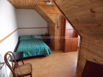 Casa de 5 alcobas en venta en Quinta Camacho, Bogotá, 478 m² · foto 13 de 20