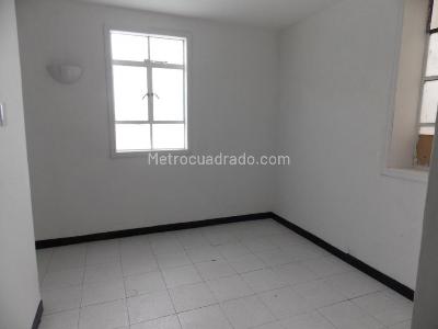 Casa de 5 alcobas en venta en Quinta Camacho, Bogotá, 478 m² · foto 4 de 20