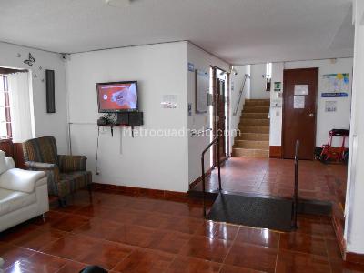 Casa de 5 alcobas en venta en Cedritos Usaquen, Bogotá, 207 m² · foto 3 de 20