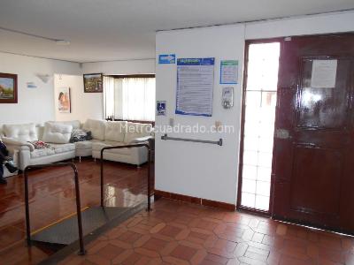 Casa de 5 alcobas en venta en Cedritos Usaquen, Bogotá, 207 m² · foto 9 de 20