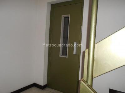 Apartaestudio en arriendo en Chapinero Central, Bogotá, 32 m² · foto 3 de 20
